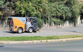 Na konci prázdnin začne podzimní úklid vozovek